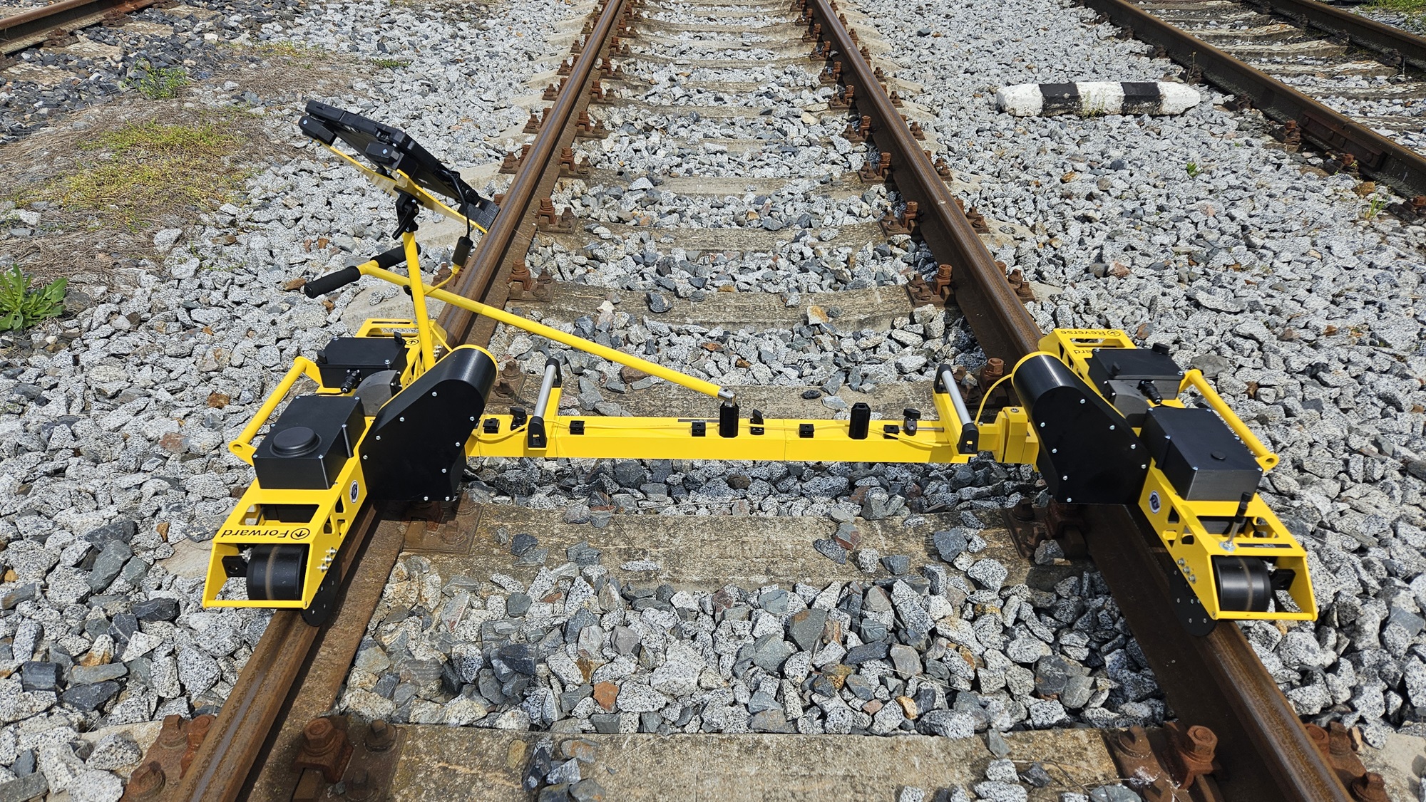 Gekon Modulaire — Système de mesure de l'usure ondulatoire et des profils de rail KŽV